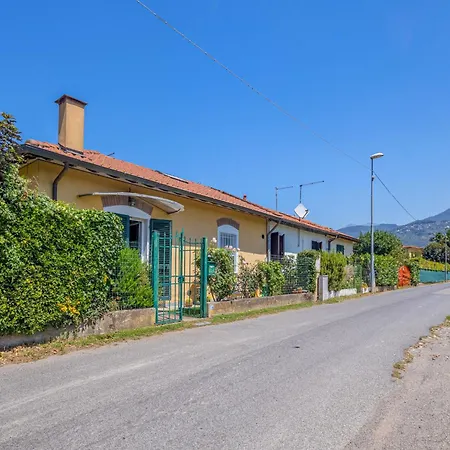 Fiumetto By Interhome Holiday home Marina di Pietrasanta